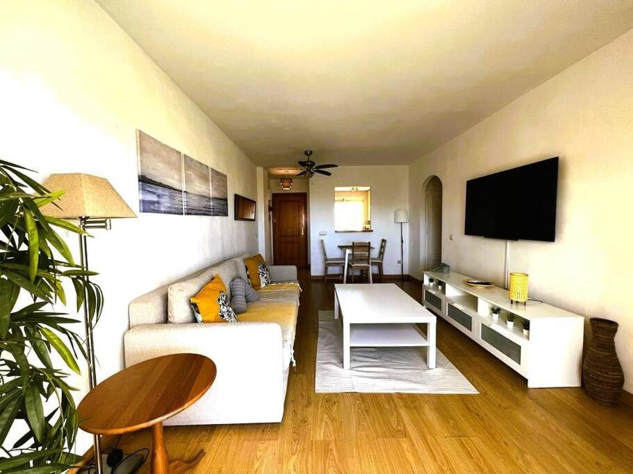 Apartment Close To Marbella Exterior photo